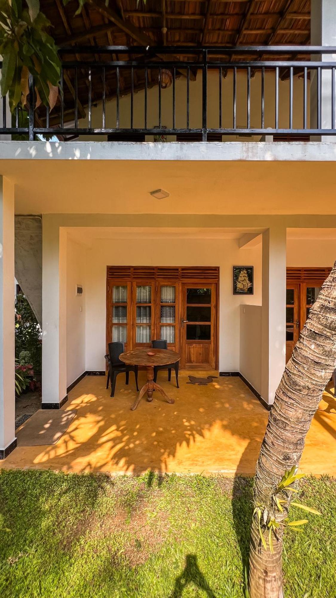 Relax Beach House Tangalle Exterior foto